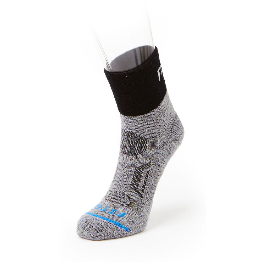  Fits Socks Light Performance Trail Quarter Socks